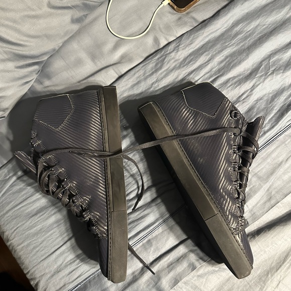 Size 12 no box excellent condition - Picture 8 of 10